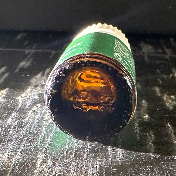 Young Living - Bundle of 5 oils - Fir/Geranium/EnRGee/Sacred Frank/Black Pepper - Picture 7 of 7